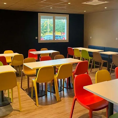 Ibis Budget Granville-2